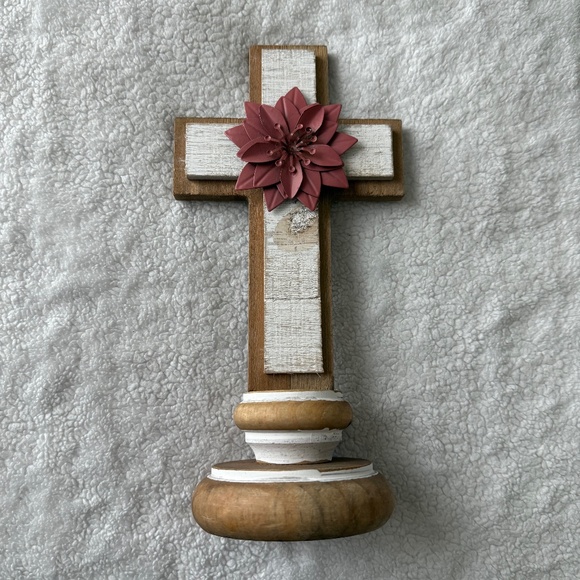 Cross Statue - NWT - Picture 1 of 5